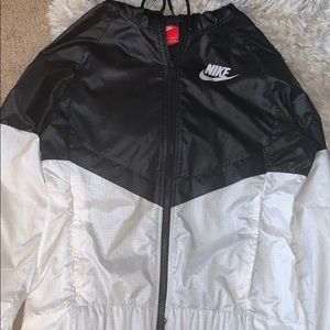 Nike windbreaker
